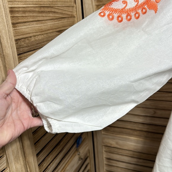 Cato White Blouse with Orange Embroidery Size 22/24 - Picture 2 of 7
